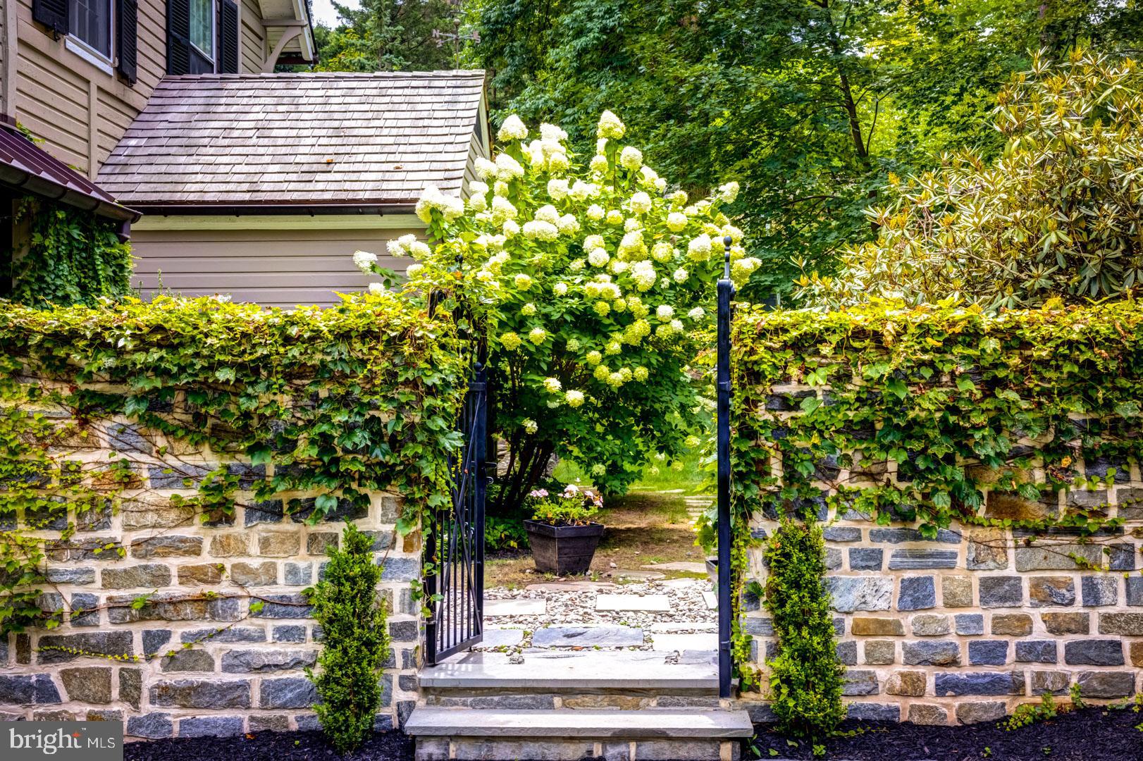 256 Farm Road Haverford, PA 19041 - Photo 6 of 66