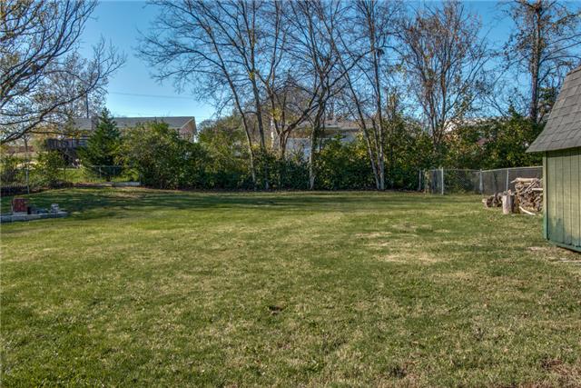 313 Gates Road Goodlettsville, TN 37072 - Photo 15 of 19 Gigantic backyard is level and options are limitless. Build garden beds, enjoy a fire pit, or have plenty of space for pets to run and play.