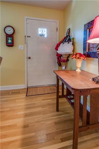313 Gates Road Goodlettsville, TN 37072 - Photo 4 of 19 The entryway is spacious enough for a console table, perfect for holding your keys, mail, or welcome decor.