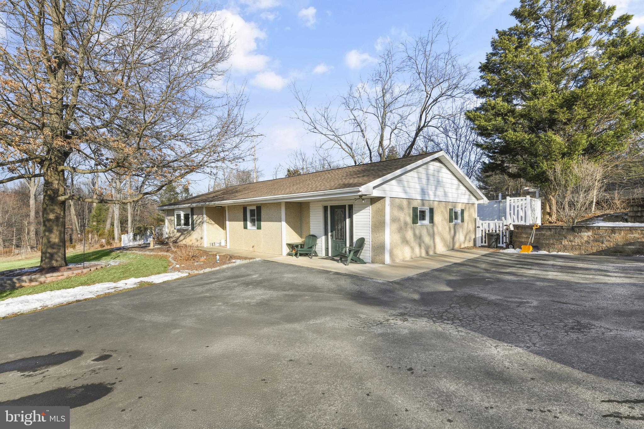 117 Alleghenyville Road Mohnton, PA 19540 - Photo 3 of 20 Gallery Image 3