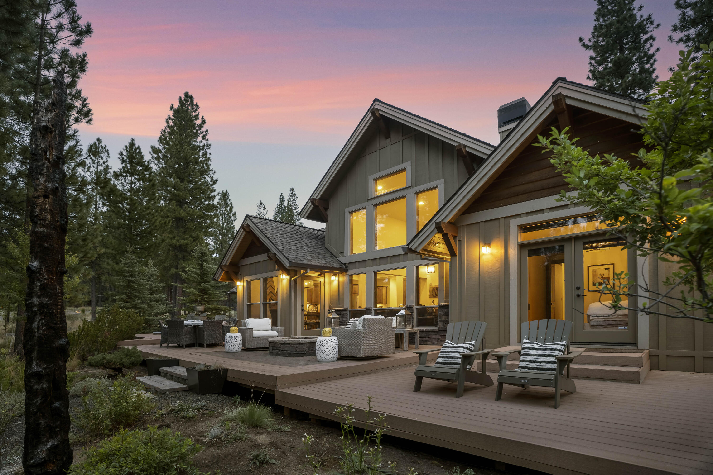 56236 Sable Rock Loop Bend, OR 97707 - Photo 3 of 38 06-Twilights