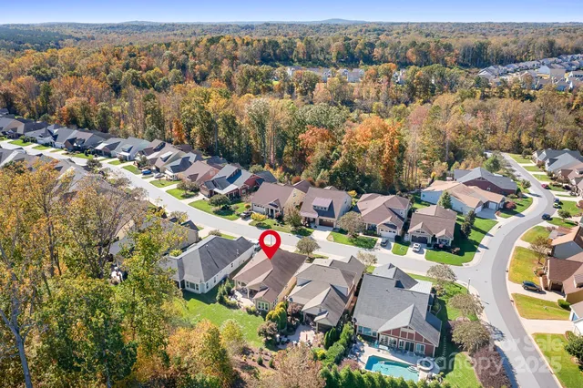 $577,500 | 115 Chimney Rock Court, Denver, NC 28037