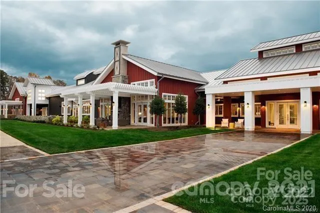 $577,500 | 115 Chimney Rock Court, Denver, NC 28037