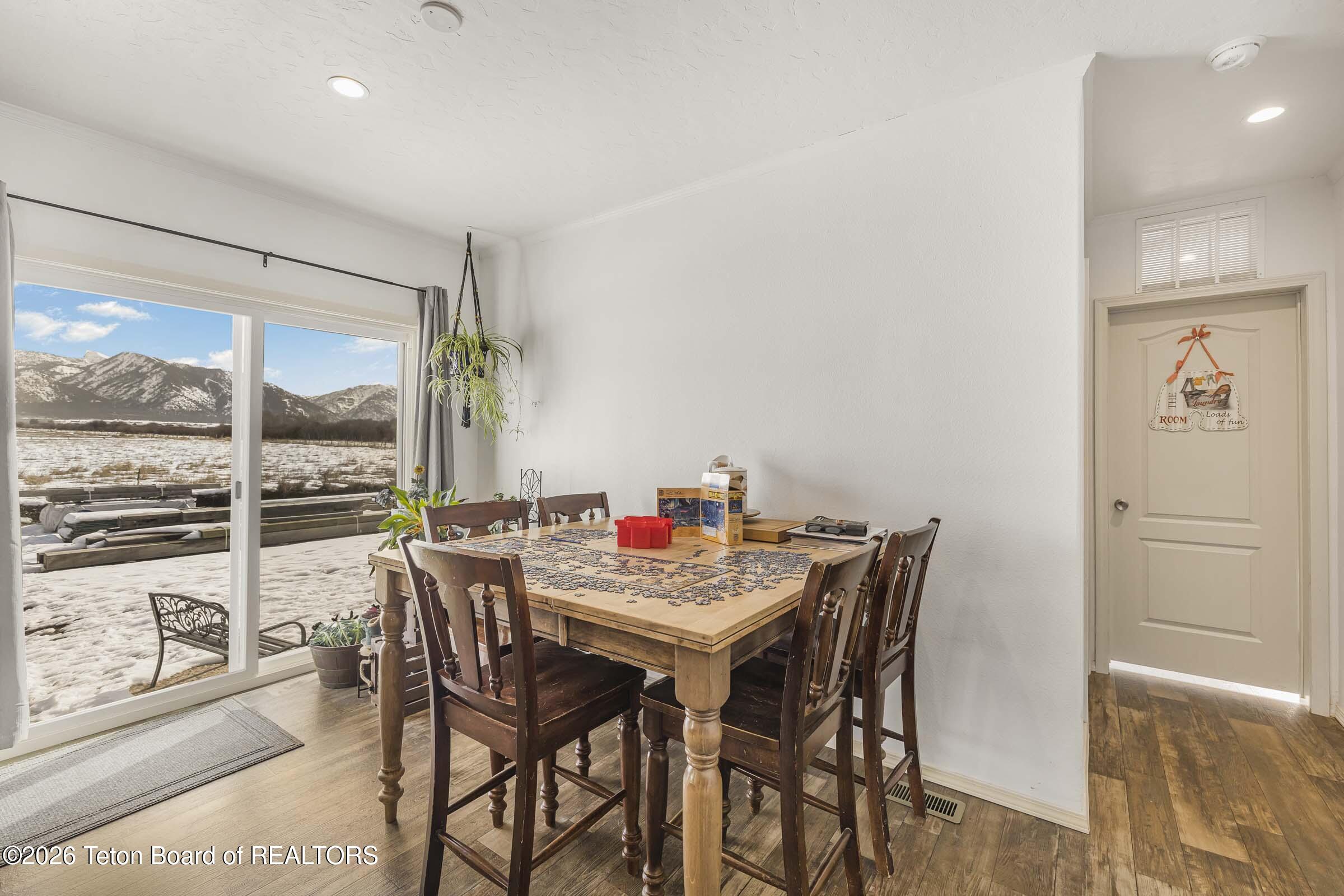 60 Summit Way Thayne, WY 83127 - Photo 19 of 41 12-Dining 2