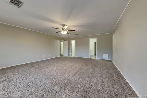 $2,225 | 10542 Elder Pond, San Antonio, TX 78254