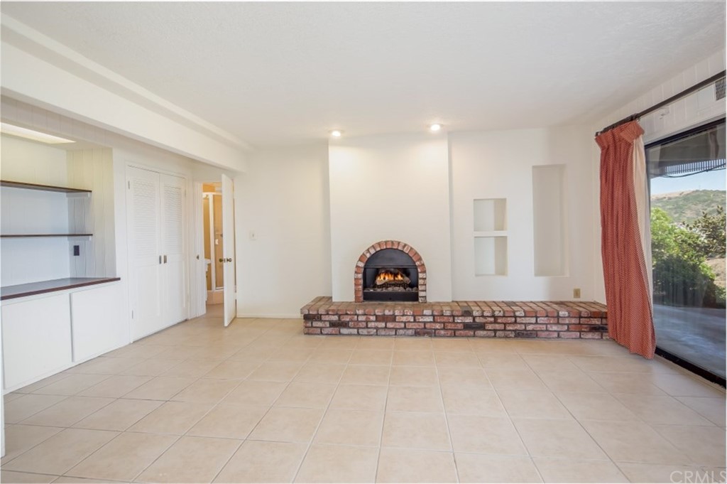 1844 Upper Rim Rock Road Laguna Beach, CA 92651 - Photo 27 of 38 a view of a room with gym equipment