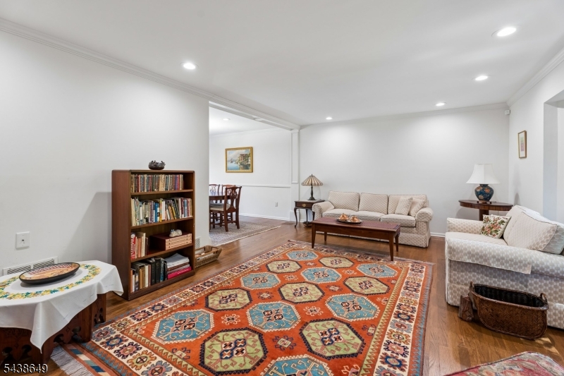 7 Christina Madison, NJ 07940 - Photo 11 of 35