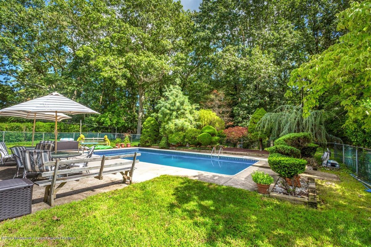 1219 Clover Road Brick, NJ 08724 - Photo 5 of 35 34-1219Clover_034