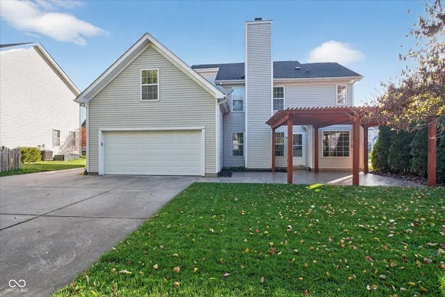 $395,000 | 11502 Hearthstone Drive, Fishers, IN 46037