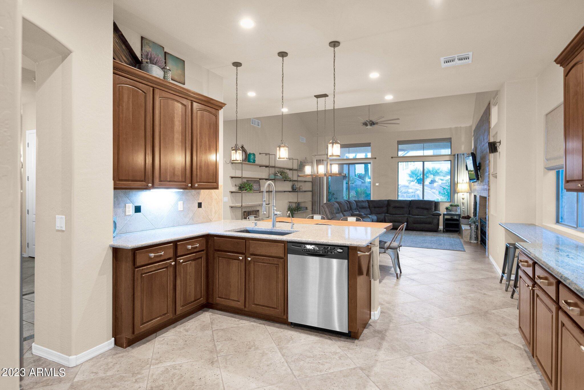 6260 South Rochester Drive Gilbert, AZ 85298 - Photo 12 of 41 28-web-or-mls-_DSC5726