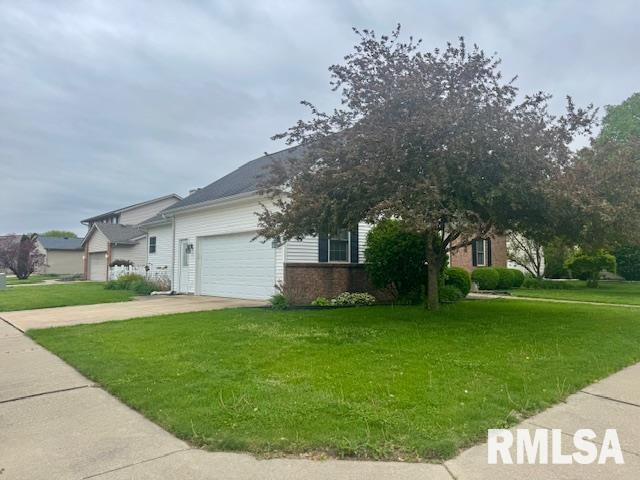 4436 Venetian Drive Springfield, IL 62703 - Photo 4 of 6