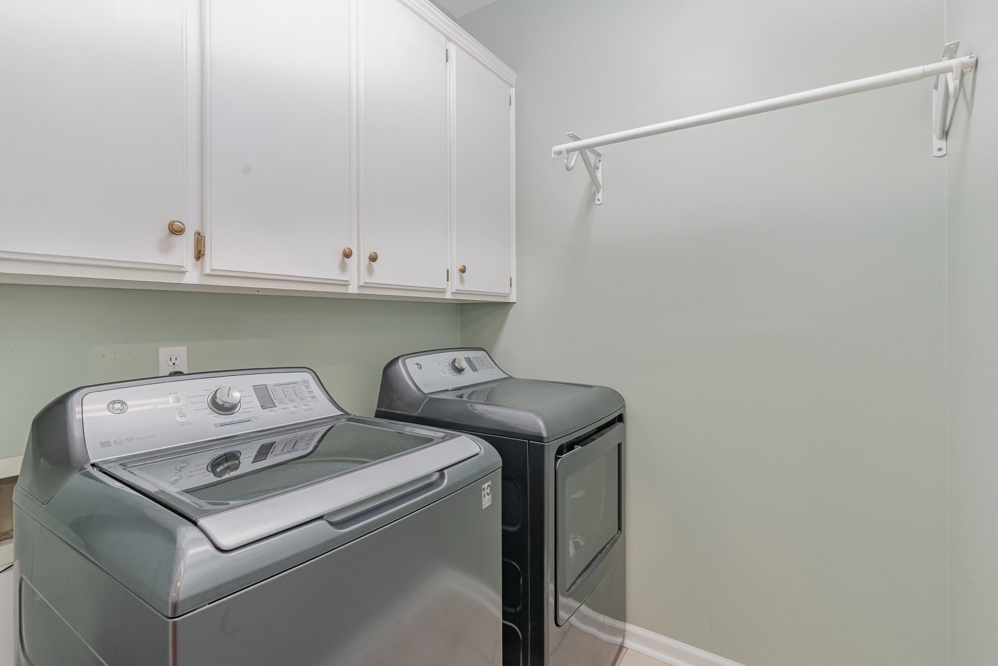 2822 Apache Moon Terrace Murfreesboro, TN 37127 - Photo 12 of 31 a utility room with dryer and washer