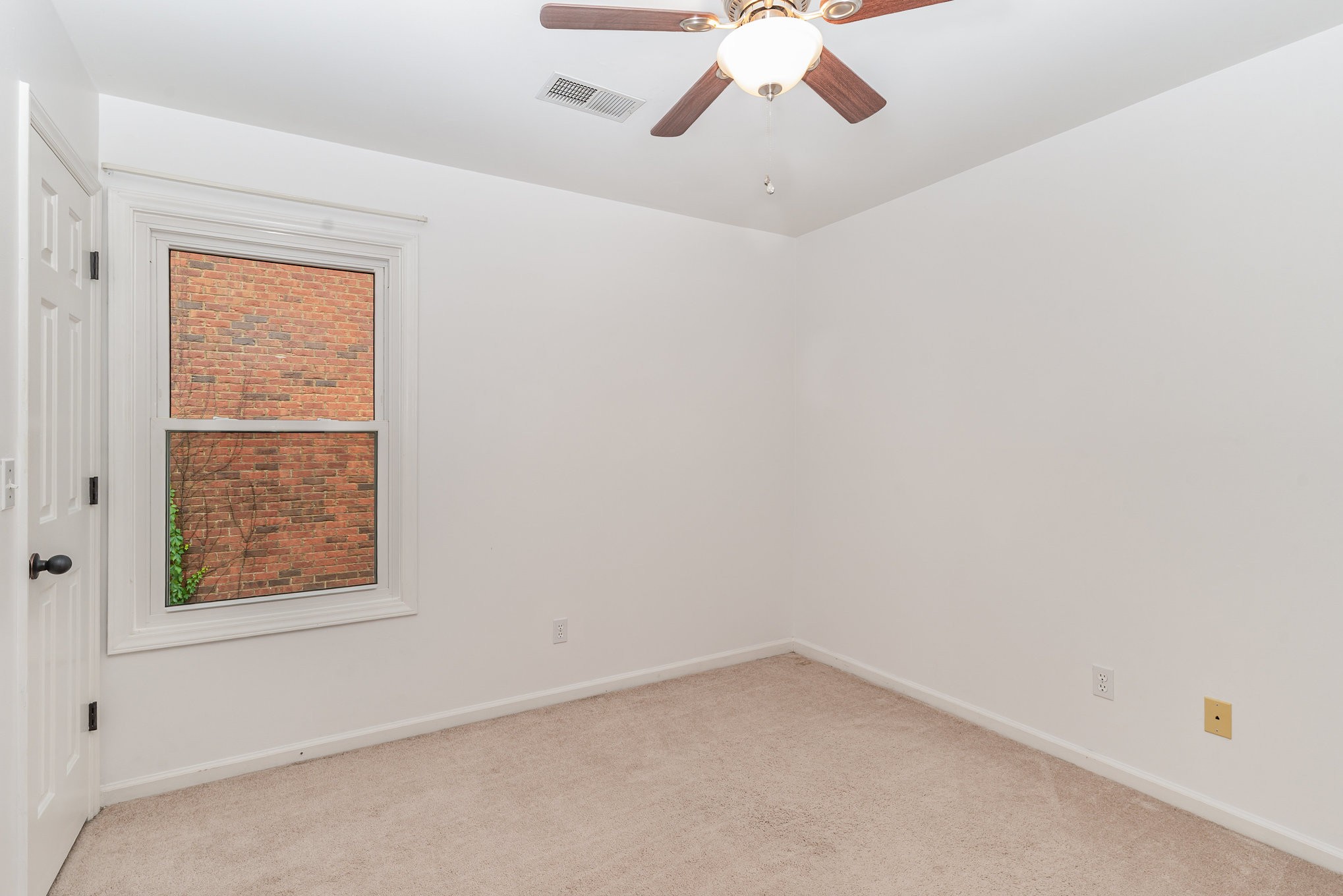 2822 Apache Moon Terrace Murfreesboro, TN 37127 - Photo 17 of 31 an empty room with a window