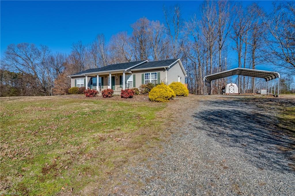 811 Pinewood Road Reidsville, NC 27320 - Photo 1 of 23
