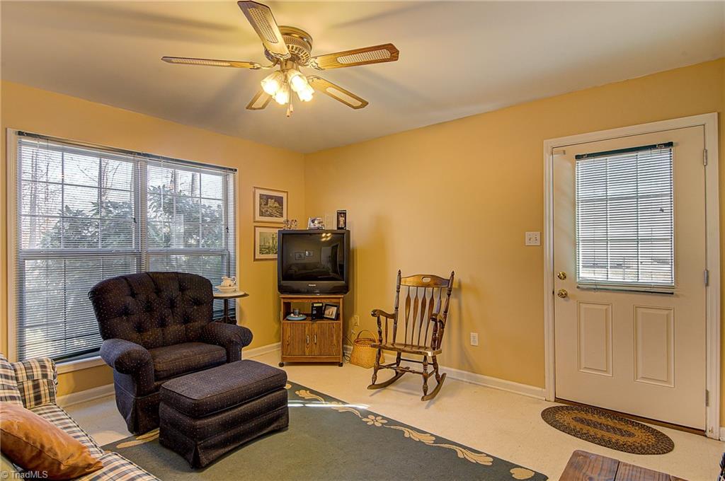 811 Pinewood Road Reidsville, NC 27320 - Photo 18 of 23