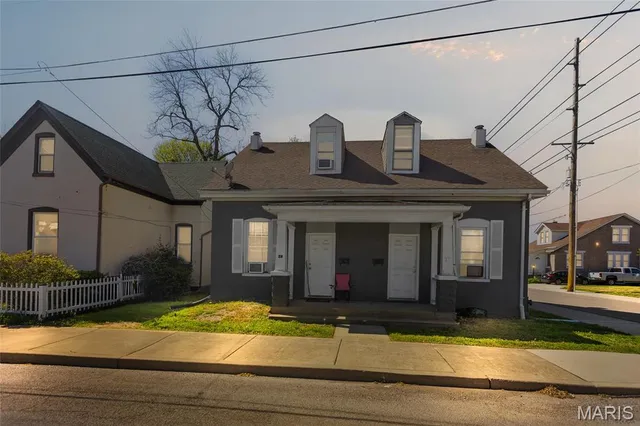 $175,000 | 29 North 14th Street, Belleville, IL 62220