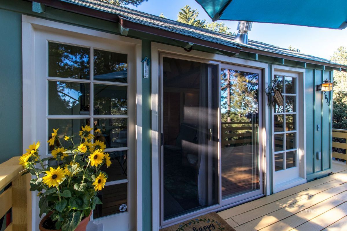 52830 Cedar Crest Drive Pine Cove, CA 92549 - Photo 4 of 31 a front view of a house