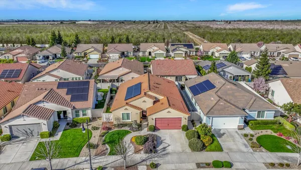 $670,000 | 1467 Chestnut Hill Drive, Manteca, CA 95336
