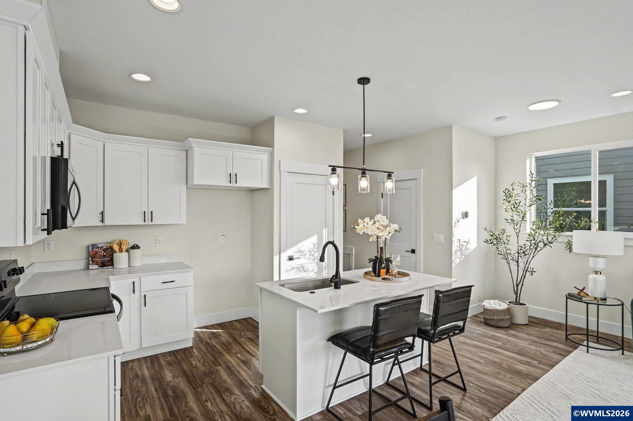 2574 Promise Way Lebanon, OR 97355 - Photo 10 of 35 Gallery Image 10
