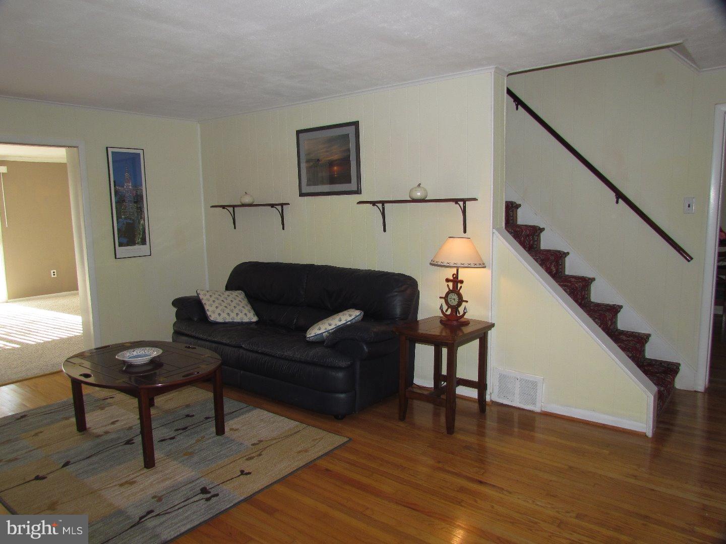 212 Garth Road Oreland, PA 19075 - Photo 6 of 25 Gallery Image 6