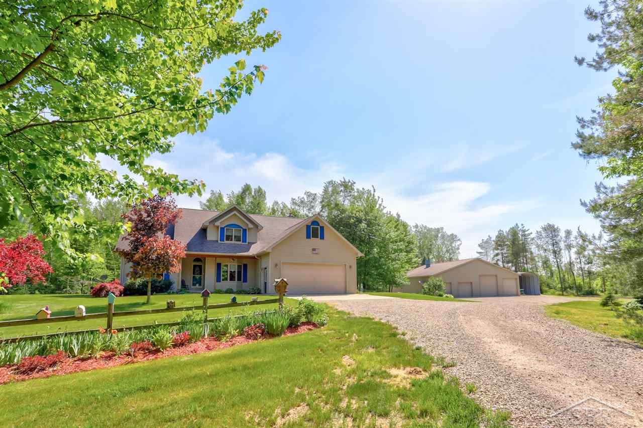 178 East Mt Forest Road Pinconning, MI 48650 - Photo 5 of 77 50001394-5.JPG