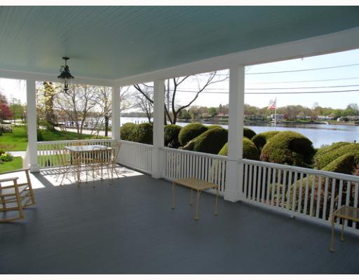 139 New Meadow Road Barrington, RI 02806 - Photo 8 of 8 View.