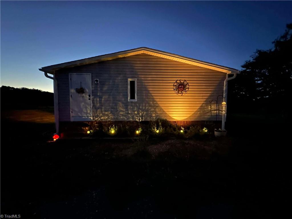 1063 Pell Road Westfield, NC 27053 - Photo 5 of 9