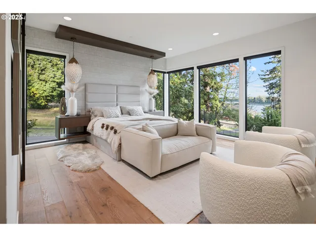 $5,850,000 | 11011 Southeast Evergreen Highway, Vancouver, WA 98664