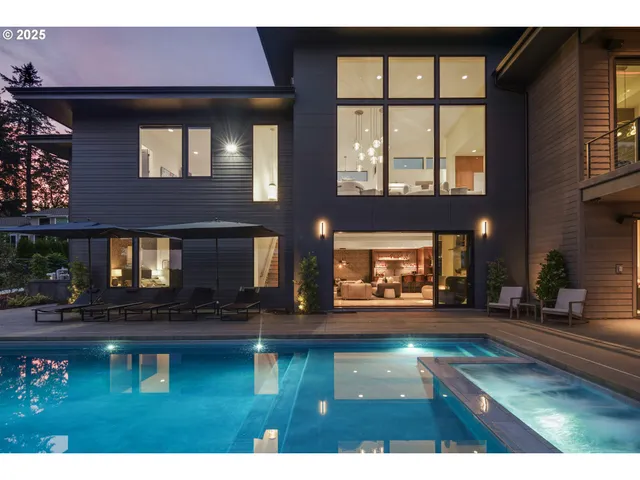 $5,850,000 | 11011 Southeast Evergreen Highway, Vancouver, WA 98664