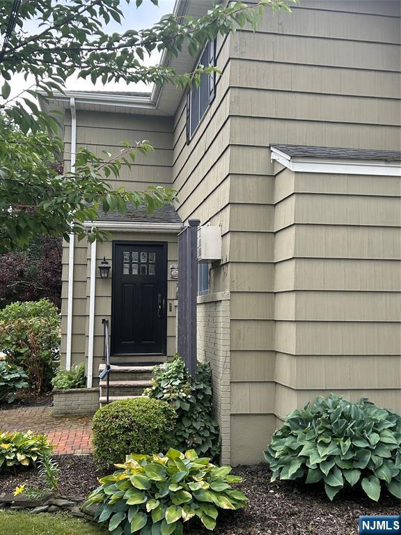 35 Field Road, Unit 2 Maplewood, NJ 07040 - Photo 1 of 15