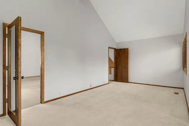 $650,000 | 1166 Kingsley Court South, Mendota Heights, MN 55118