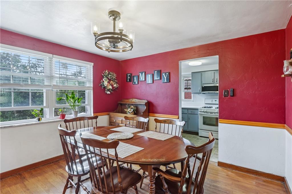 2130 Parklyn Street Pittsburgh, PA 15234 - Photo 5 of 20