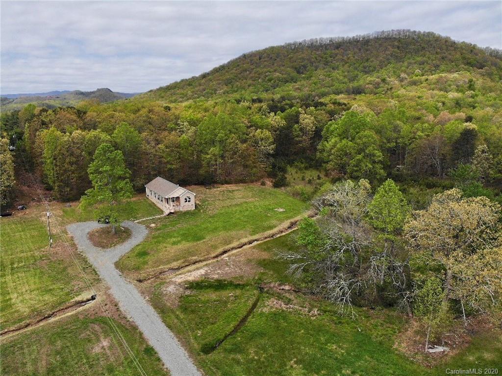 327 Davis Road Mount Airy, NC 27030 - Photo 2 of 26 Gallery Image 2