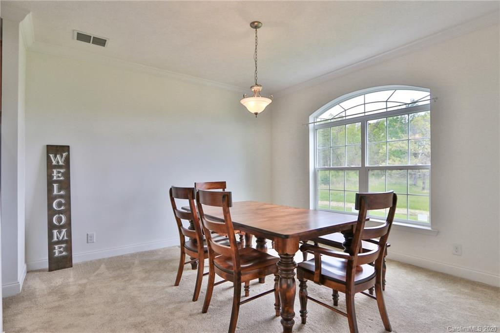 327 Davis Road Mount Airy, NC 27030 - Photo 14 of 26 Gallery Image 14