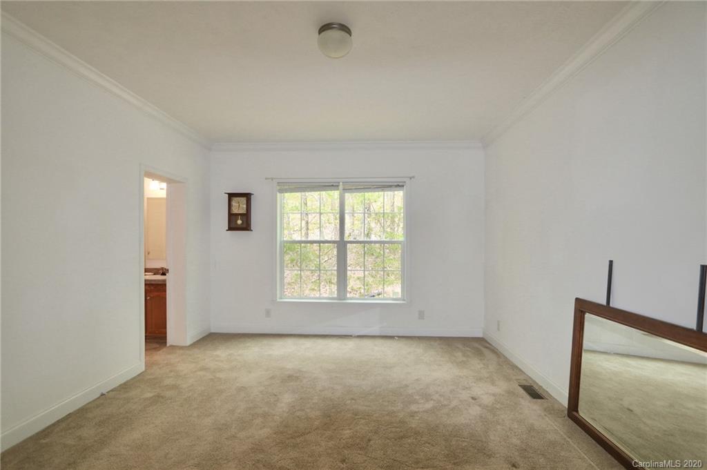 327 Davis Road Mount Airy, NC 27030 - Photo 16 of 26 Gallery Image 16