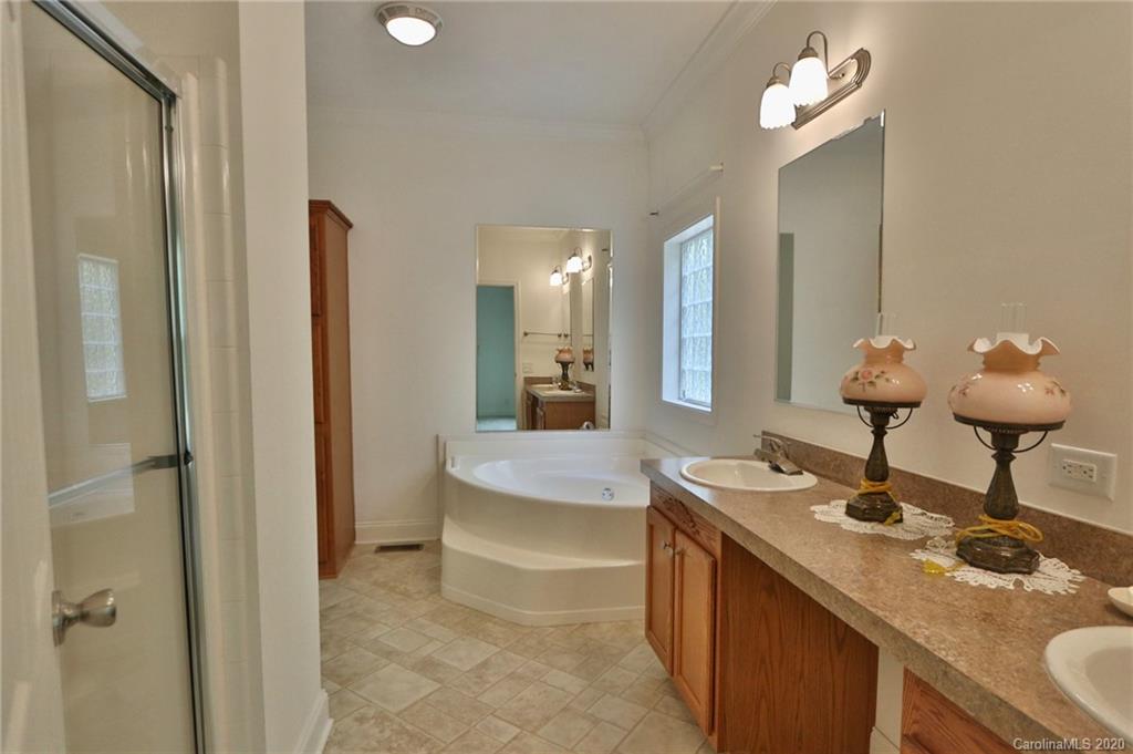 327 Davis Road Mount Airy, NC 27030 - Photo 18 of 26 Gallery Image 18