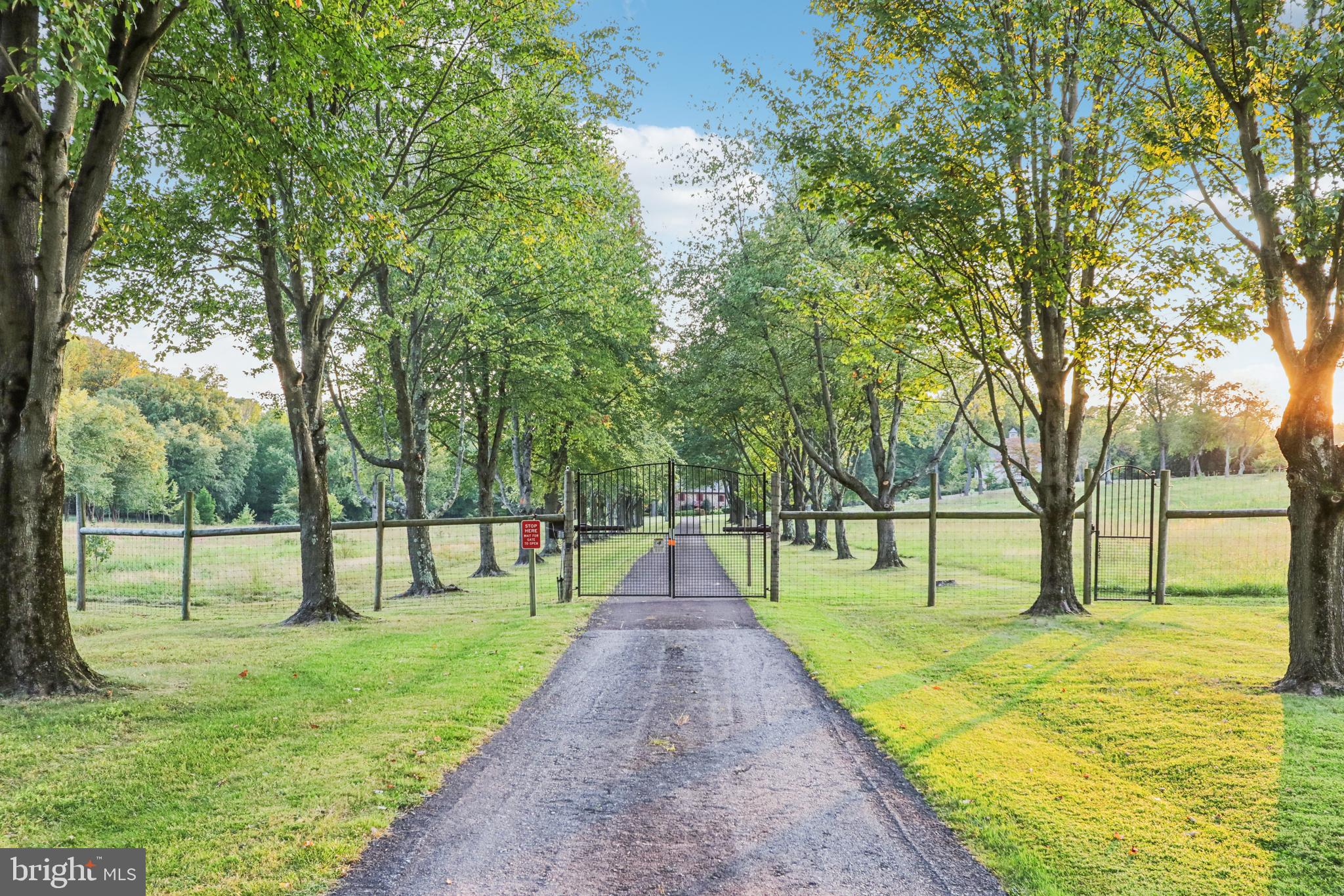 418-420 Dutton Mill Road Malvern, PA 19355 - Photo 4 of 79 Entrance to property