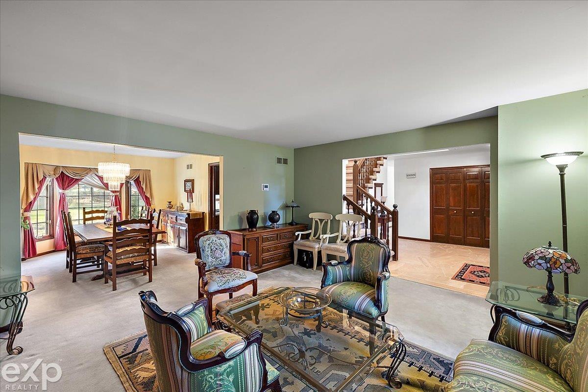 1579 Lomas Verdes Rochester, MI 48306 - Photo 27 of 64 50162073-da49544f-eccf-4e99-984f-086e88fbe48a.JPG