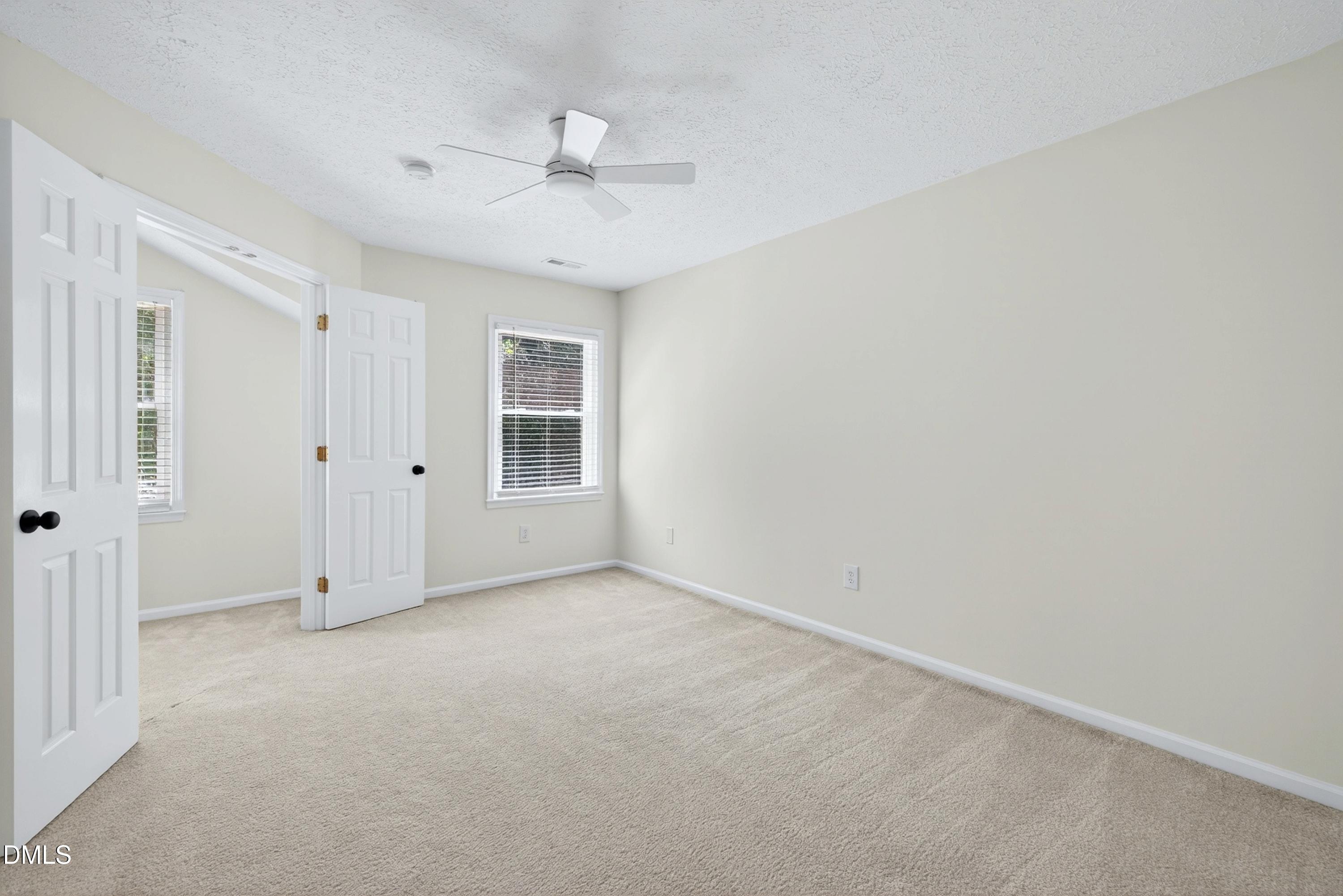 112 Broad Leaf Circle Raleigh, NC 27613 - Photo 33 of 35