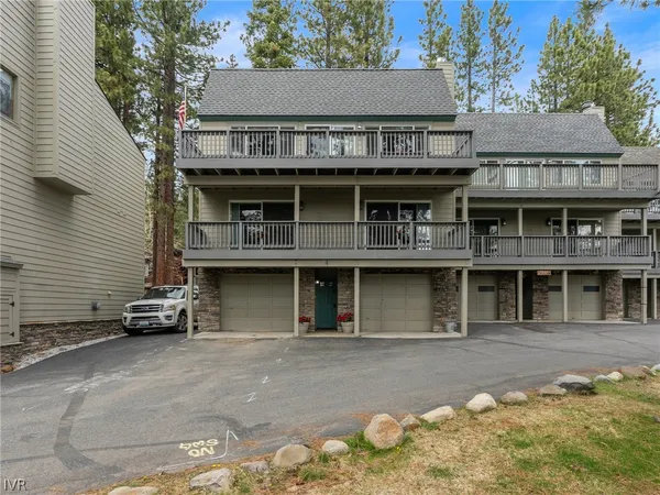 $1,249,000 | 948 Harold Drive, Unit 4, Incline Village, NV 89451