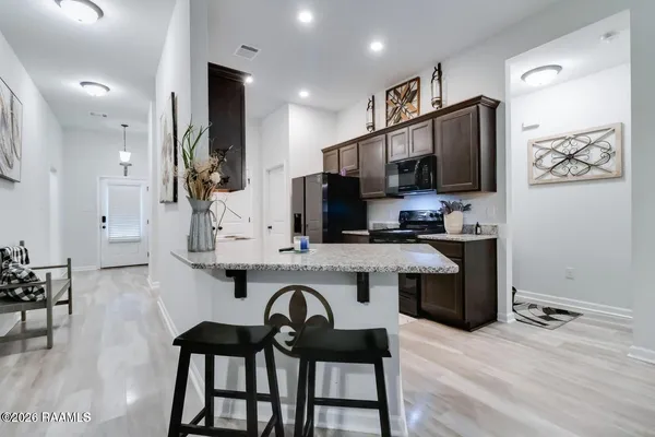 $1,800 | 104 Bayhill Court, Duson, LA 70529