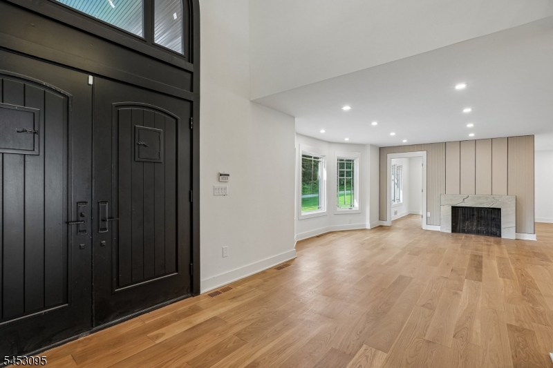 496 White Oak Ridge Road Short Hills, NJ 07078 - Photo 6 of 27 Gallery Image 6
