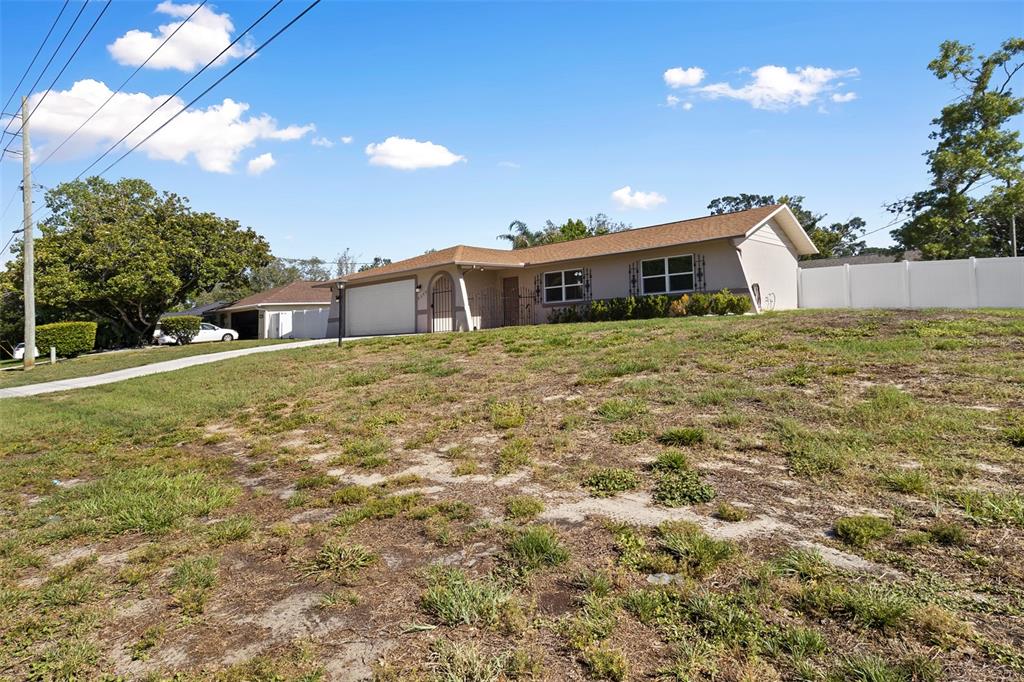 2353 Bishop Road Spring Hill, FL 34608 - Photo 44 of 46