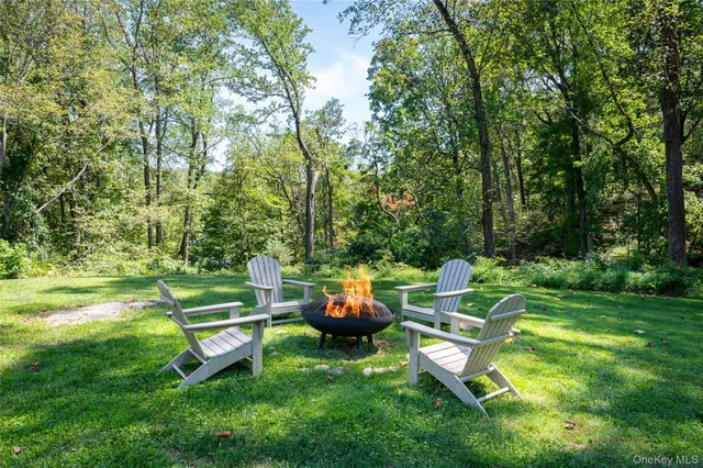 $1,325,000 | 1355 Journeys End Road, Croton-on-Hudson, NY 10520