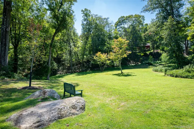 $1,325,000 | 1355 Journeys End Road, Croton-on-Hudson, NY 10520