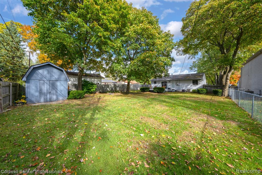 2580 Longview Avenue Rochester Hills, MI 48307 - Photo 16 of 16