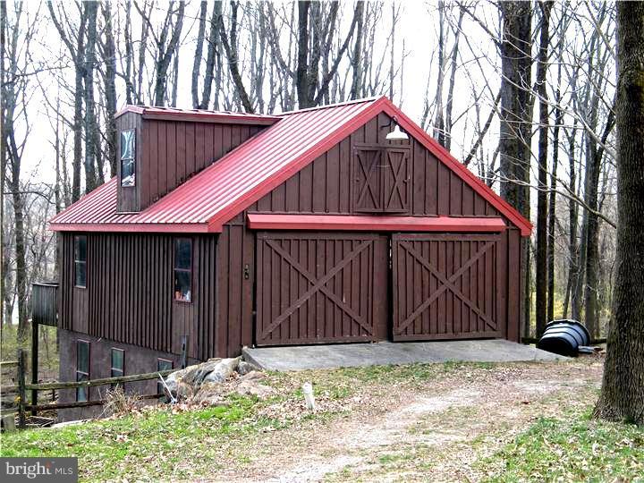 285 New Darlington Road Media, PA 19063 - Photo 21 of 25 Barn