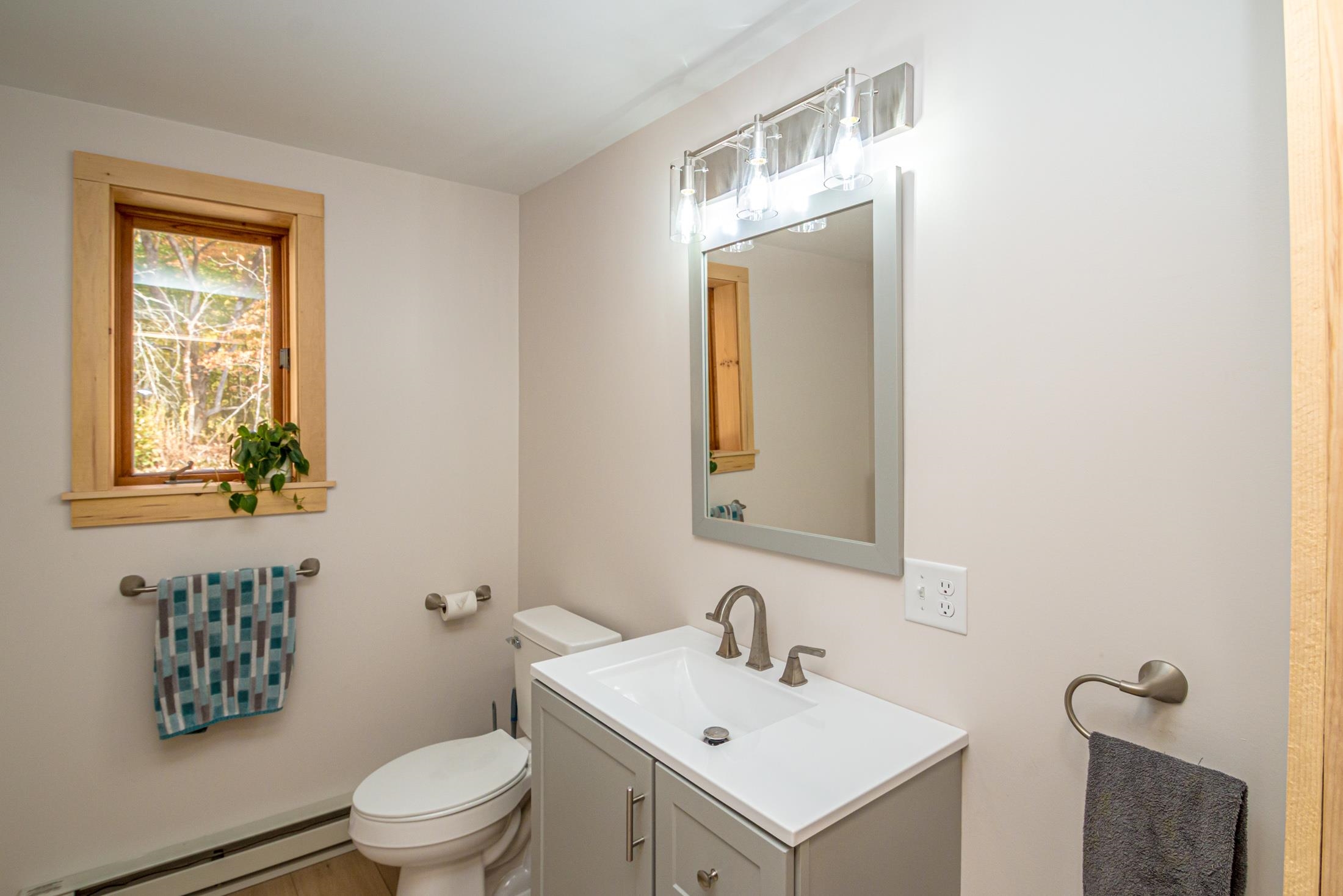 441 Baptist Hill Road Lunenburg, VT 05906 - Photo 13 of 38