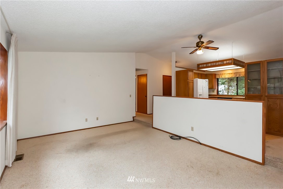 5160 David Road Northwest Bremerton, WA 98312 - Photo 13 of 34 Gallery Image 13