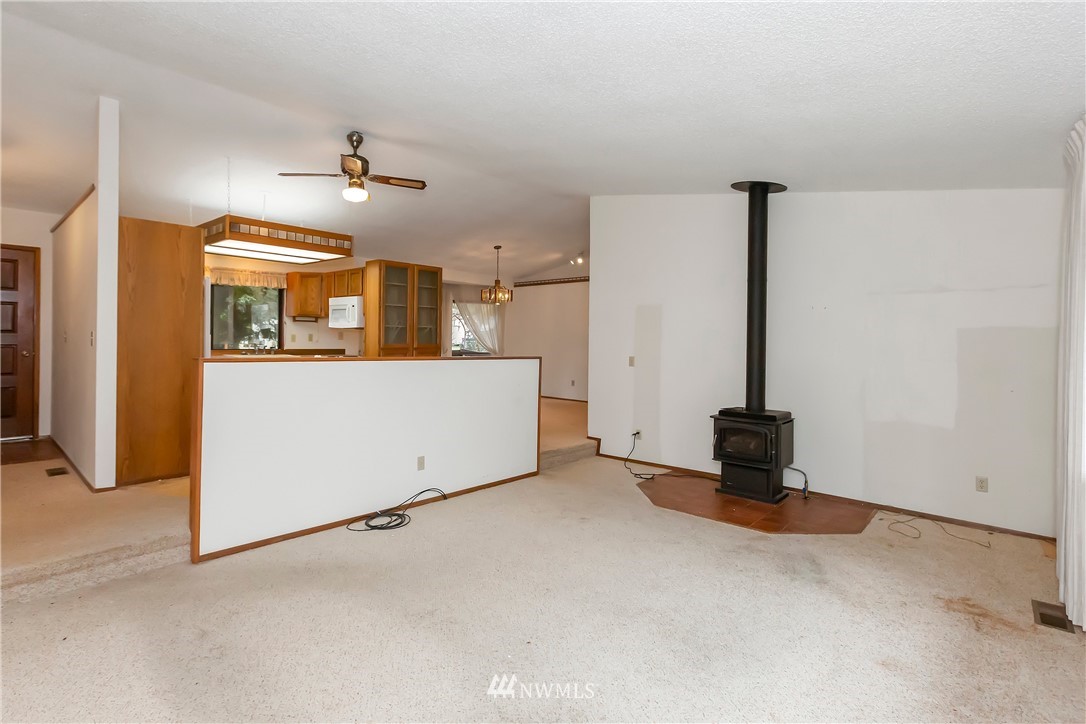 5160 David Road Northwest Bremerton, WA 98312 - Photo 14 of 34 Gallery Image 14
